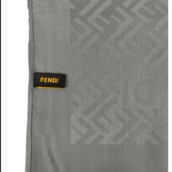 🧧EXQUISITE Fendi Zucca Silk & Cashmere Throw🥰GIFT - Picture 8 of 13